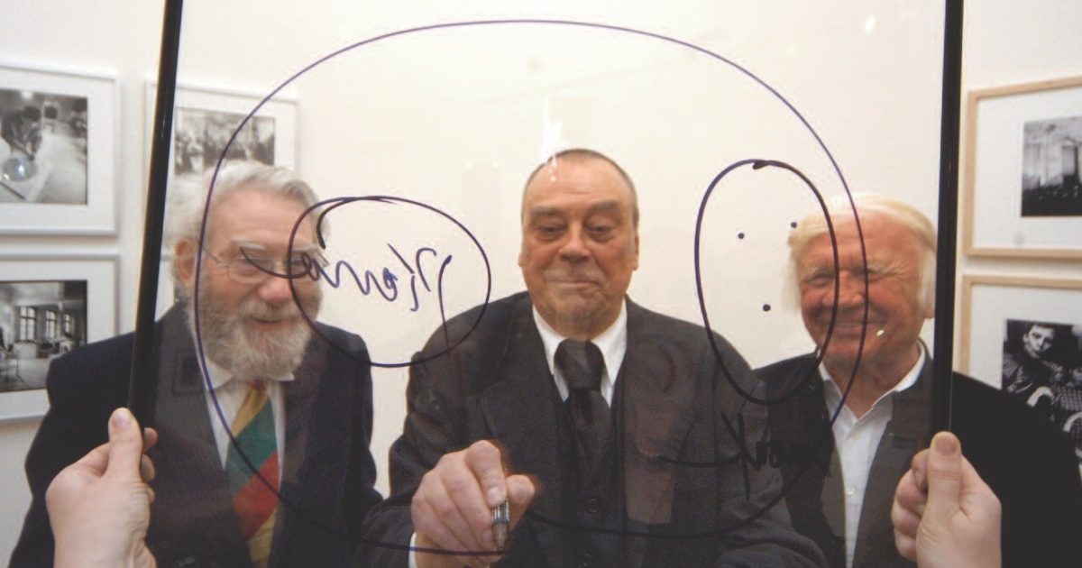 Günther Uecker - Artist represented by Axel Vervoordt Gallery