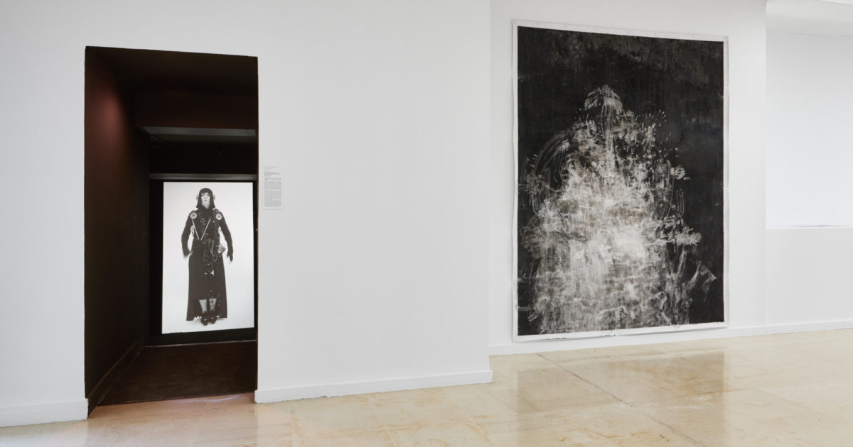 Angel Vergara at "Traces de l'Invisible", Paris — Axel Vervoordt