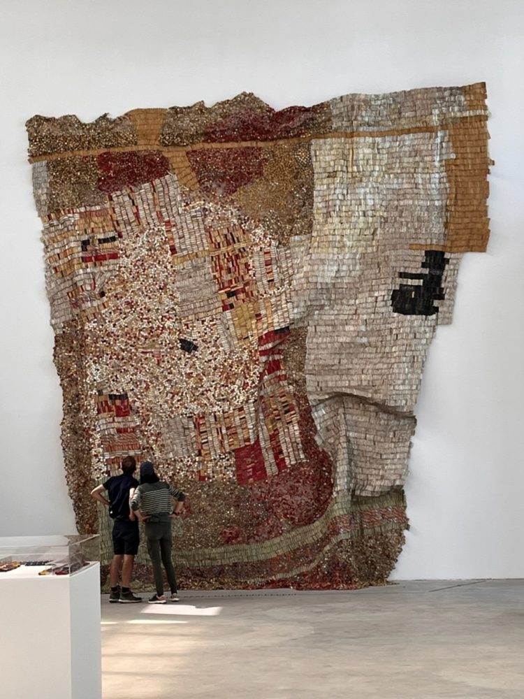 Angel Vergara & El Anatsui at 'CHALEUR HUMAINE' — Axel Vervoordt